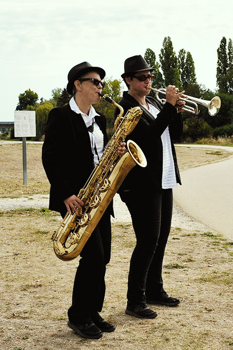 Pock-Pock Blues duo Fanfare